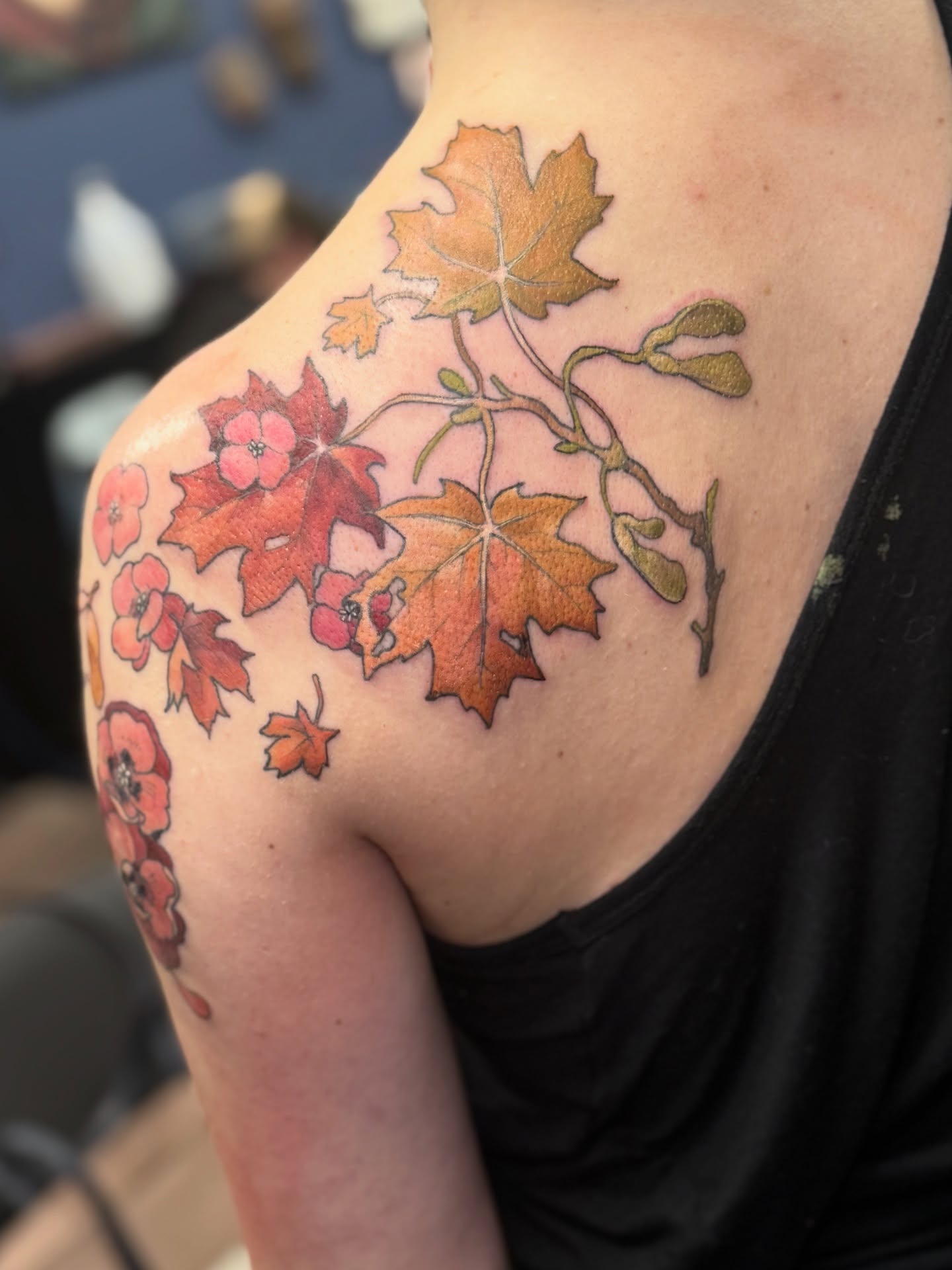 Maple leaves & poppies! Lines and poppies healed, leaves are fresh. Thank you soo much 🖤