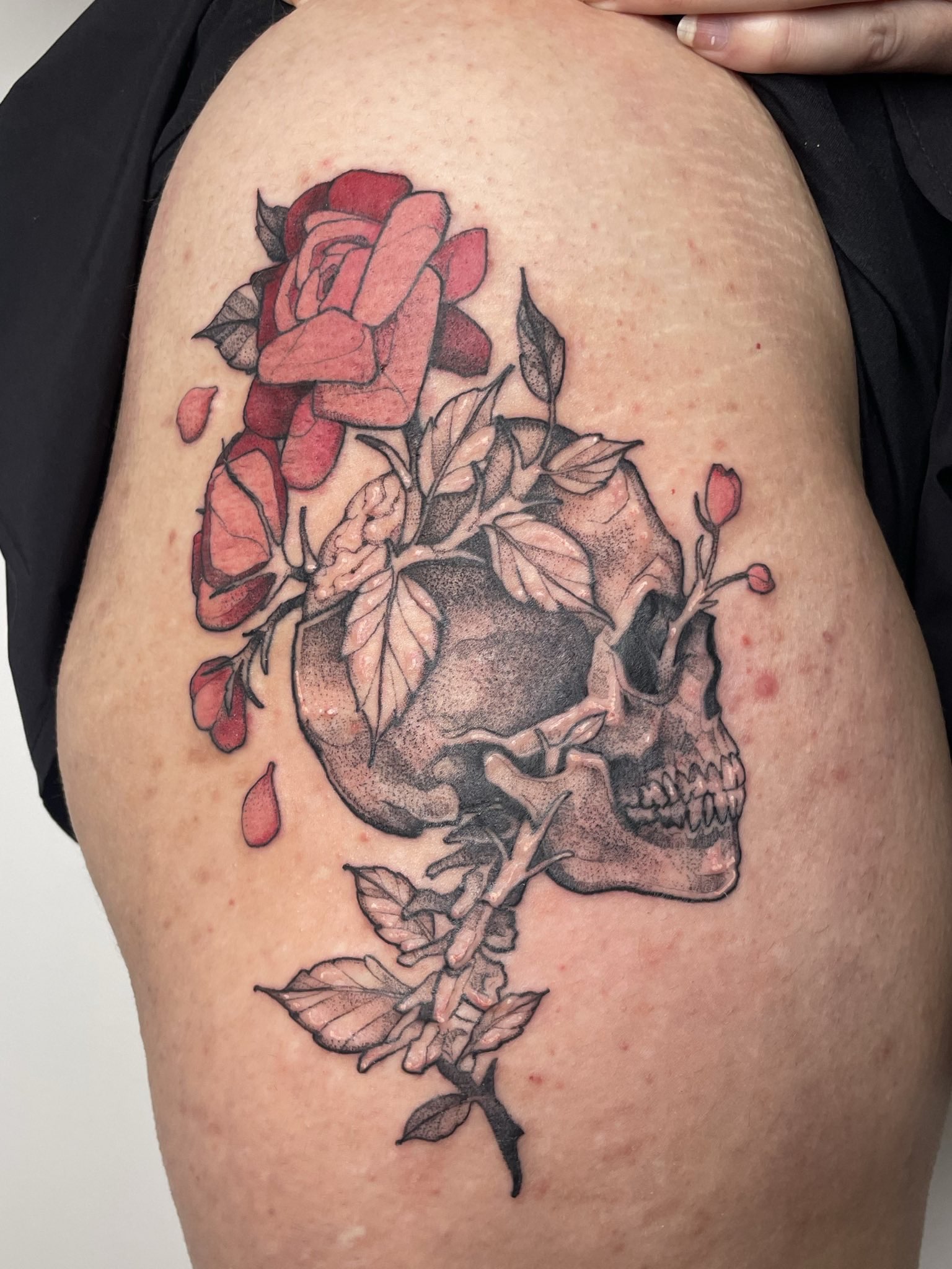 Skull and roses tattoo